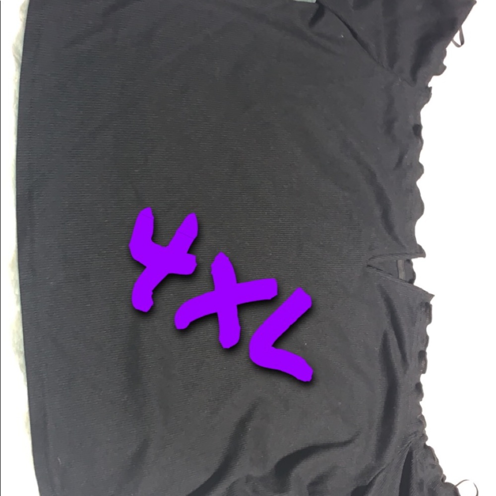Black crop top